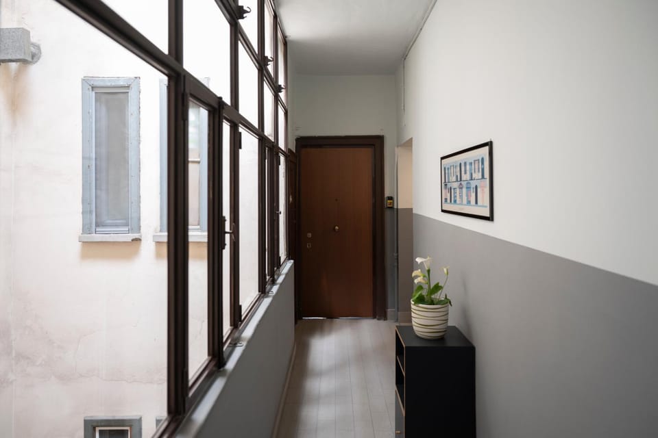 Porta Venezia Maiocchi Luminoso Monolocale Apartment in Milan