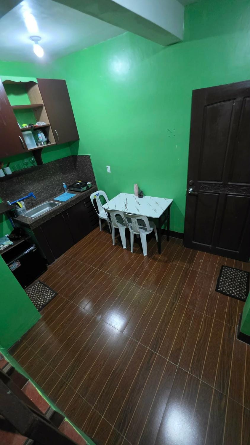 The Traveller's Home Broadway Apartment in Antipolo