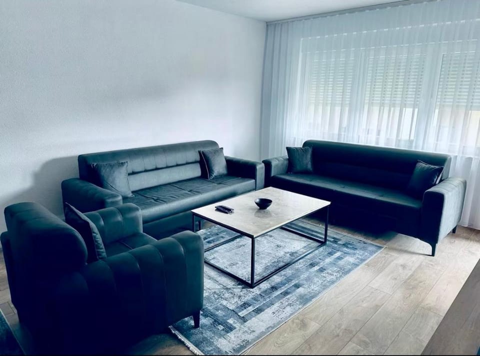 Apartament Beli me 3 dhoma gjumi dhe dy banjo Apartment in Europe