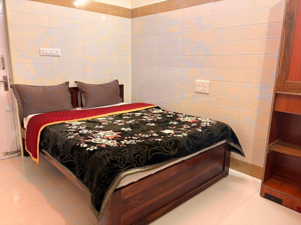 SJ Home Stay Vacation rental in Tamil Nadu