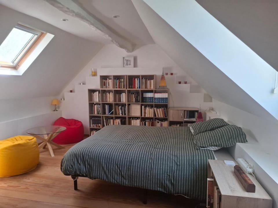 Le Paradis de Myrdhin House in Nouvelle-Aquitaine