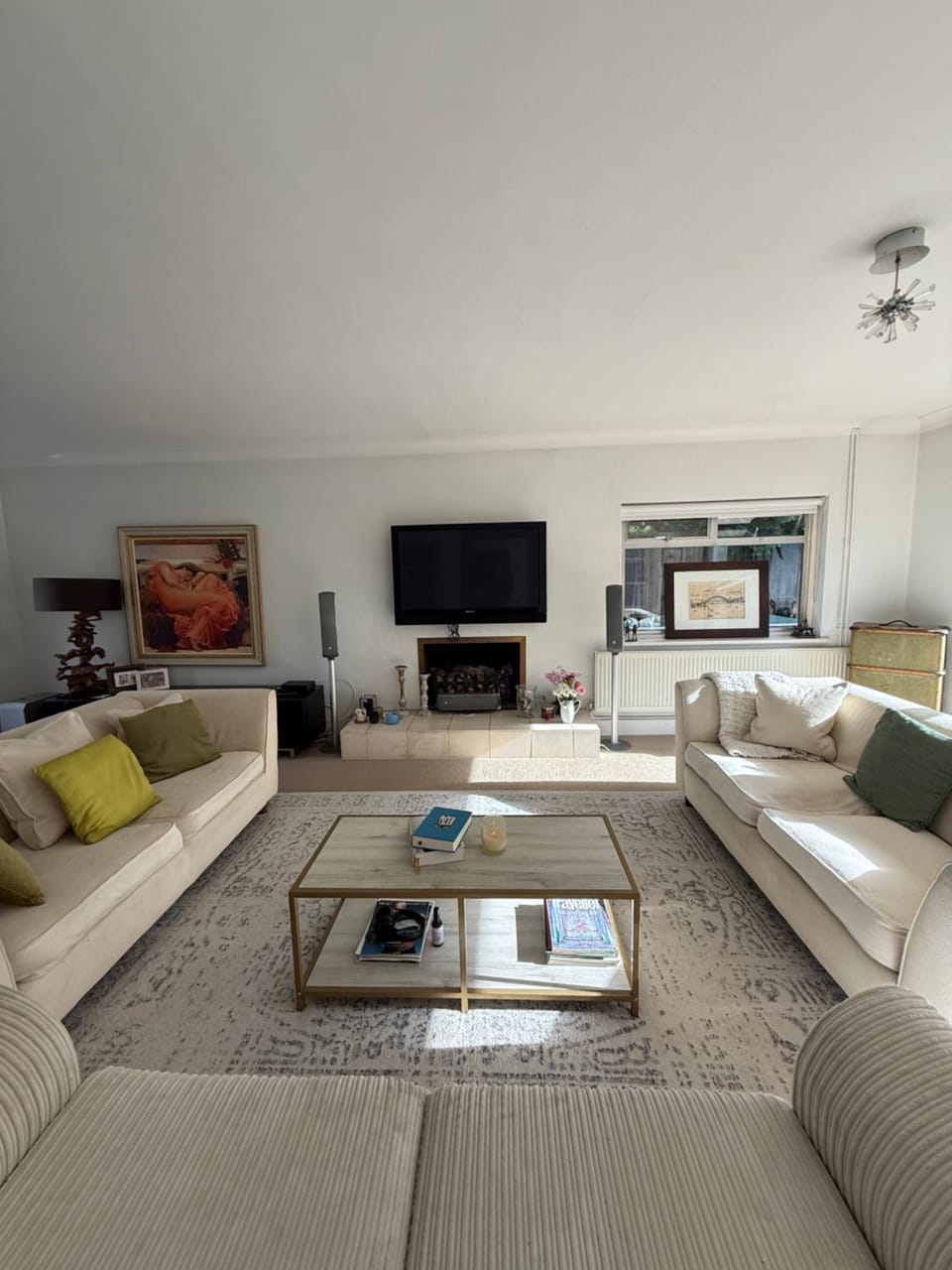 Jumbana , deluxe large country home close to London, great transport links to Gatwick Villa in London Borough of Croydon