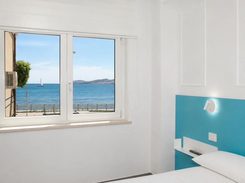 Bedroom, Sea view