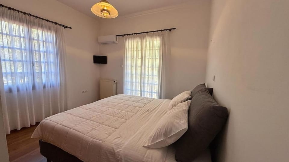 Eros River Apartment in Leonidio