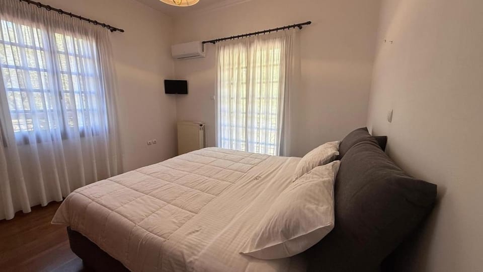 Eros River Apartment in Leonidio
