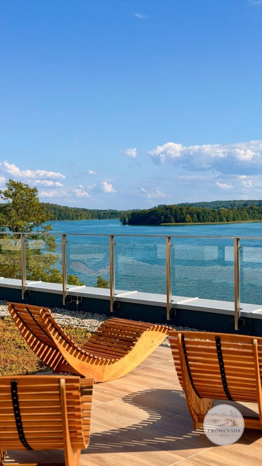 Natural landscape, Balcony/Terrace, Lake view