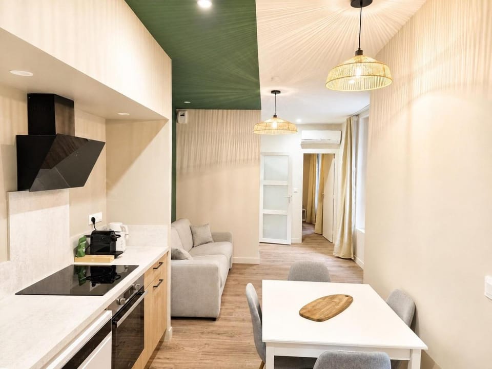 Radegonde - Terrasse privée et climatisation Apartment in Poitiers