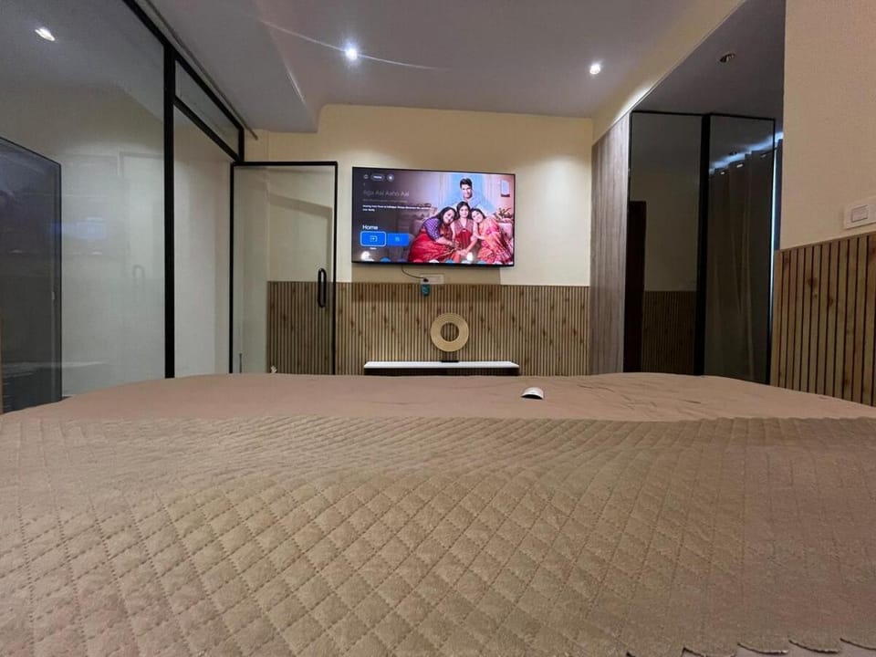 Romantic 1BHK Flat , Balcony View & Self CheckIn Apartment in Punjab, India