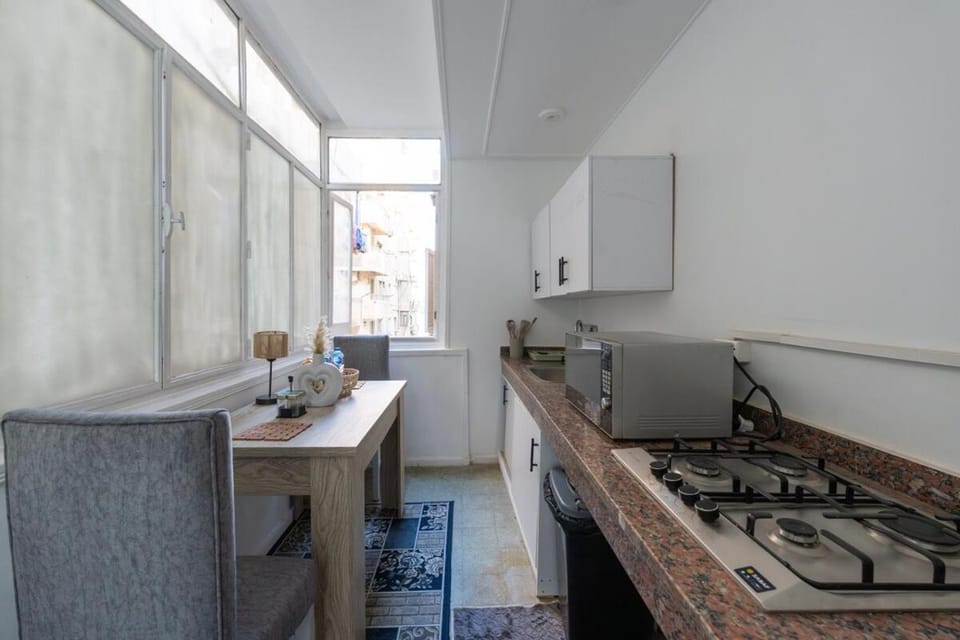 Modern Cozy Nile View Studio - Zamalek Cairo Apartment in Cairo