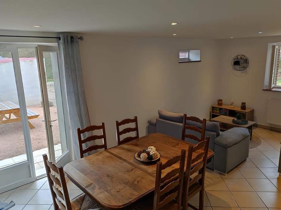 Property building, Living room