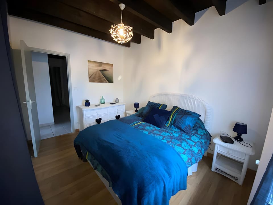 Living room, Bedroom
