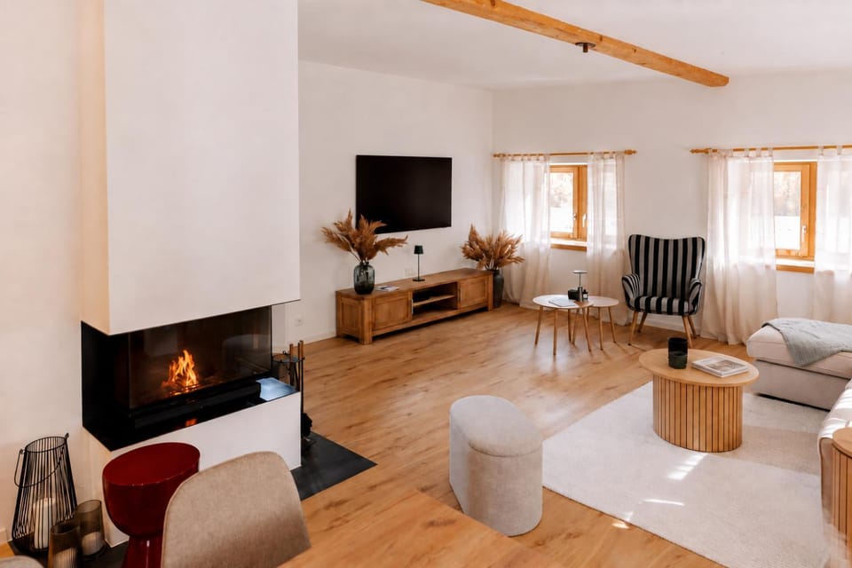 Living room, fireplace