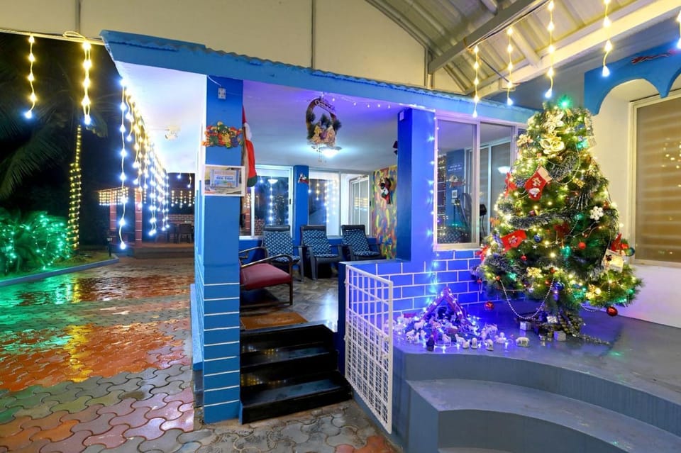 Night, Living room, Seating area, Evening entertainment