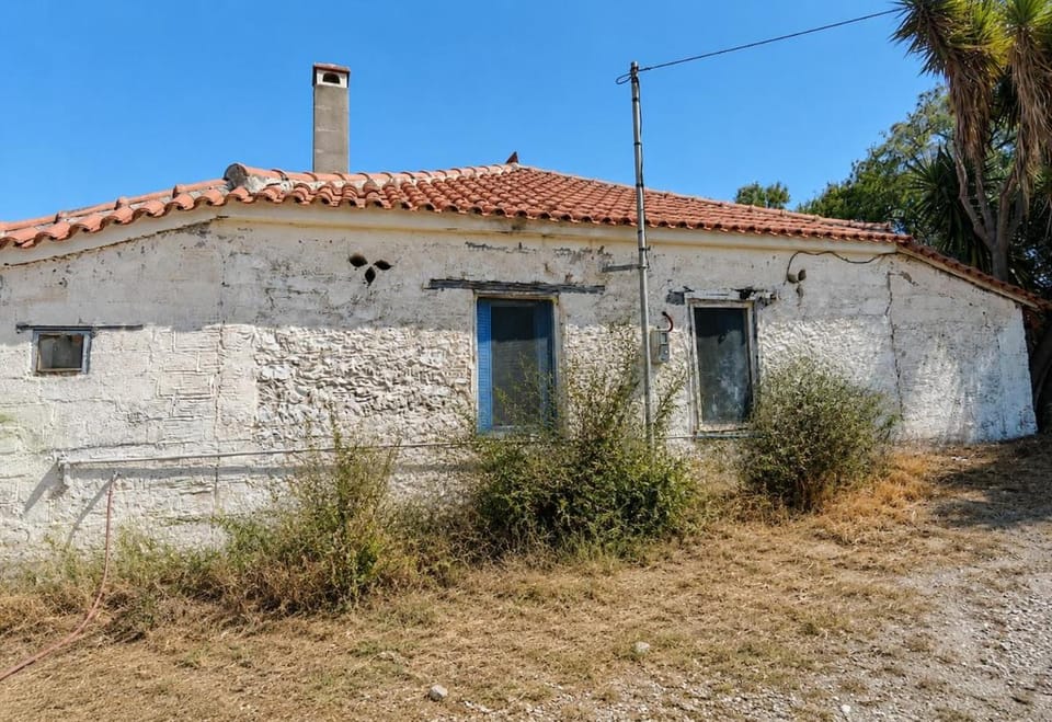 Property building, Day