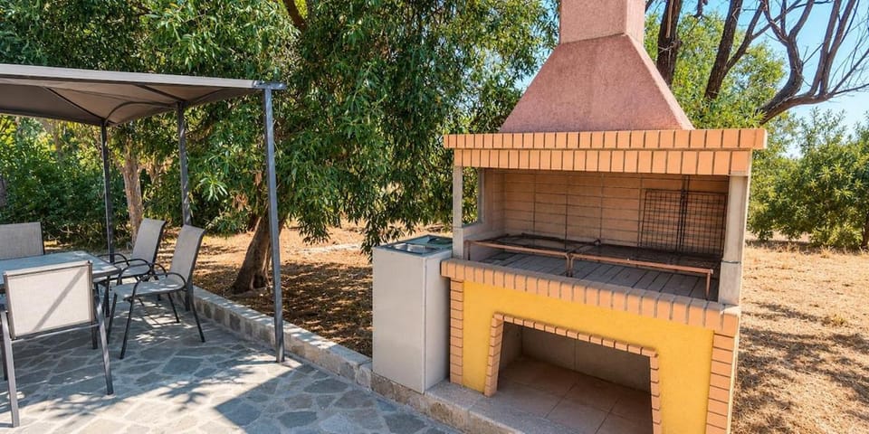 Spring, Day, BBQ facilities