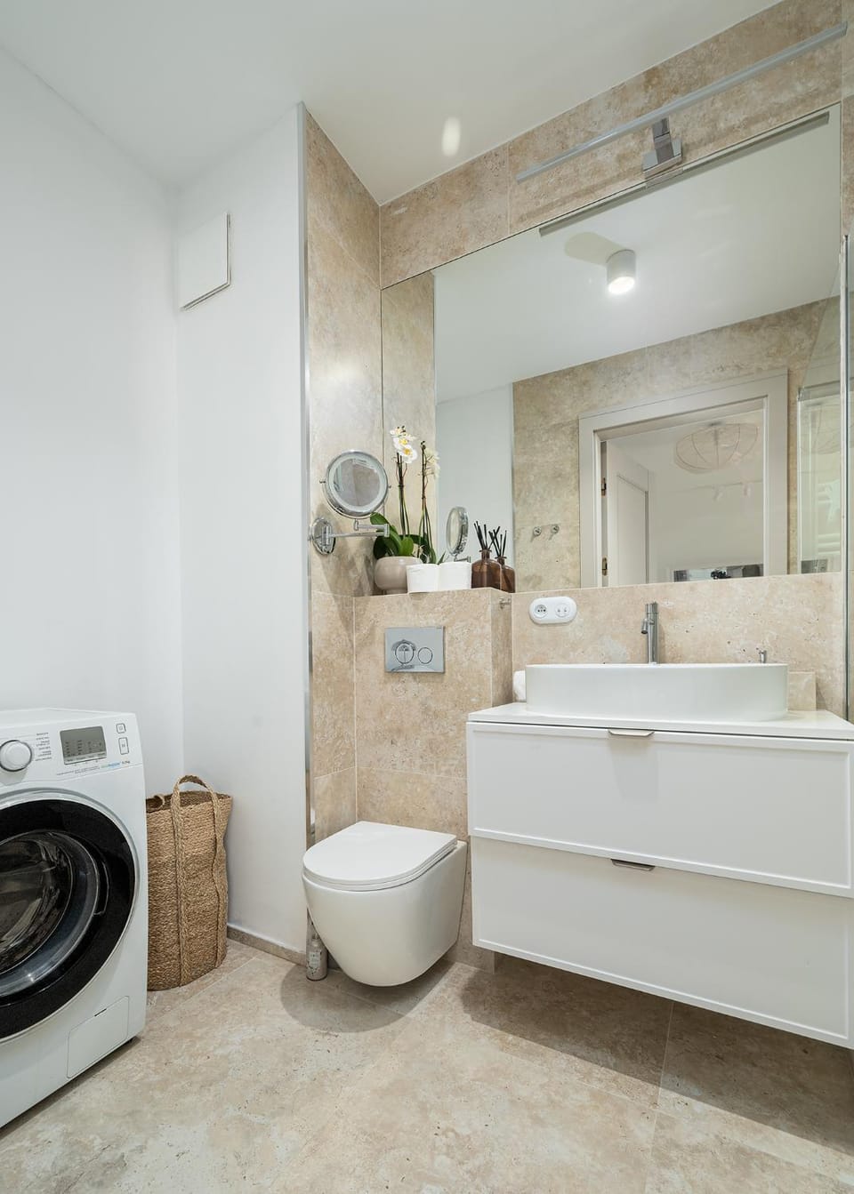 Toilet, Bathroom, washing machine