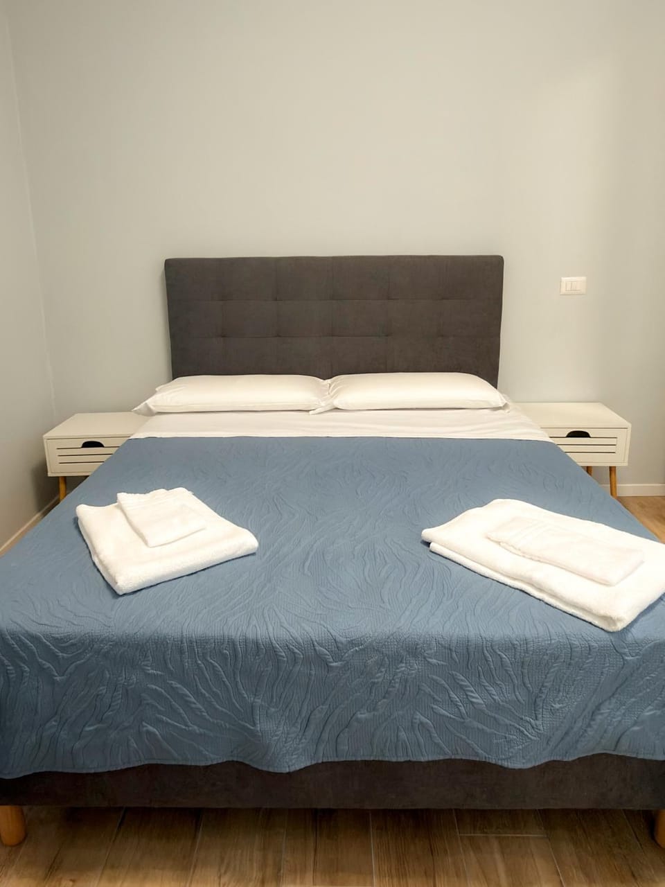EasyHomeStayDucale StationFreeParking Apartment in Parma