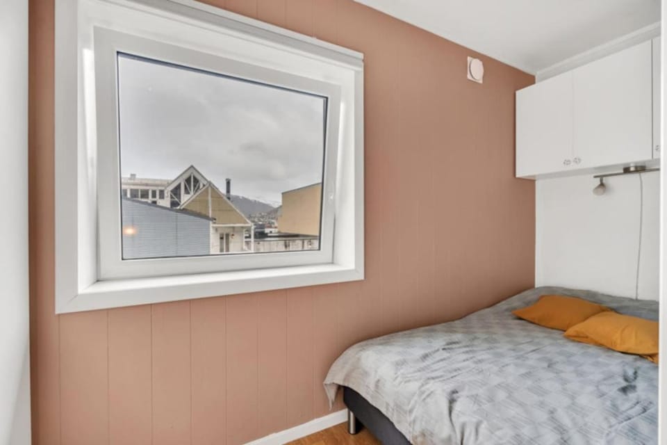 Modern Studio With Prime Central Location Apartment in Tromso