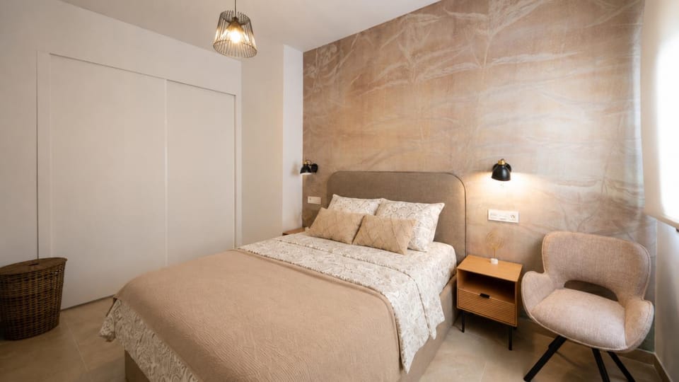 Bed, Bedroom, towels, wardrobe