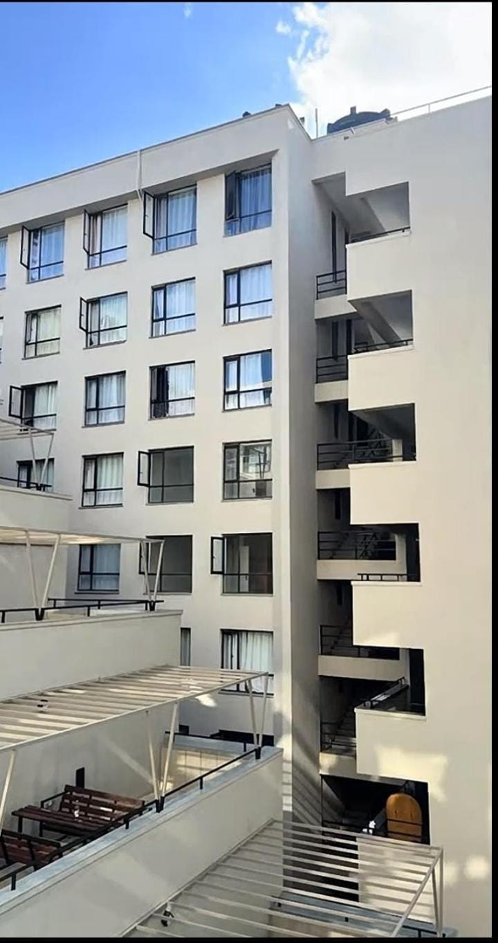 Premium 1BR Rooftop Views Fast Wi-Fi Apartment in Nairobi County