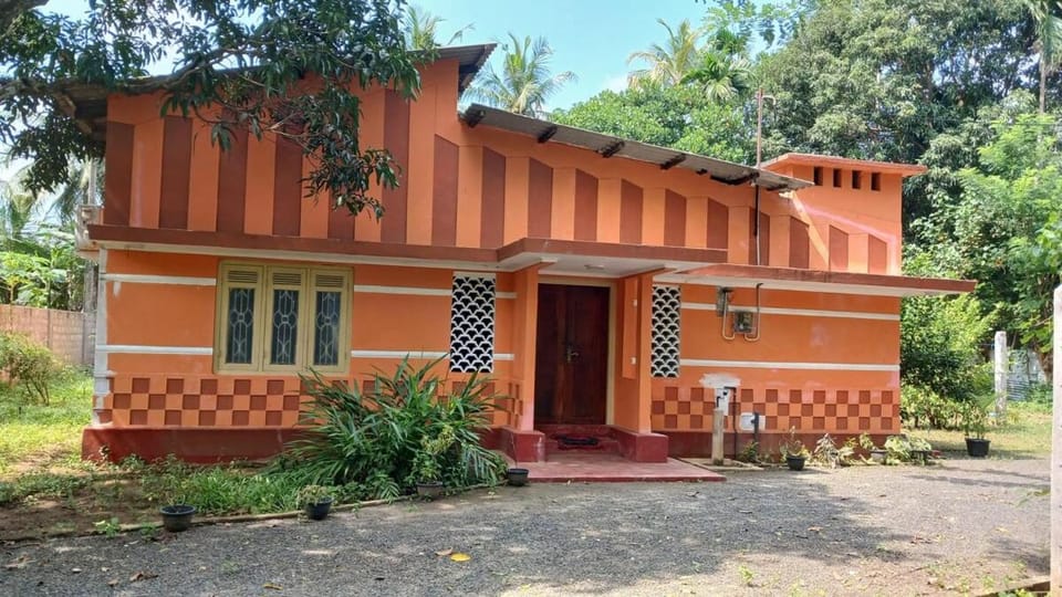 Whiterock Villa House in Sri Lanka