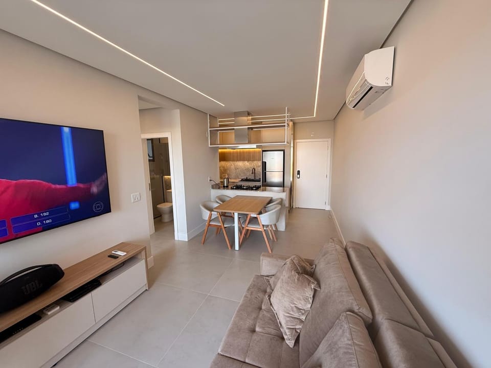 Praia Grande - 350m do Mar - Novo, Sofisticado e Próximo à Praia Bandeira Azul 0396 Apartment in Florianopolis