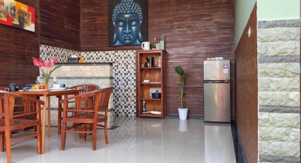 green sera villa 3 Villa in Sukawati