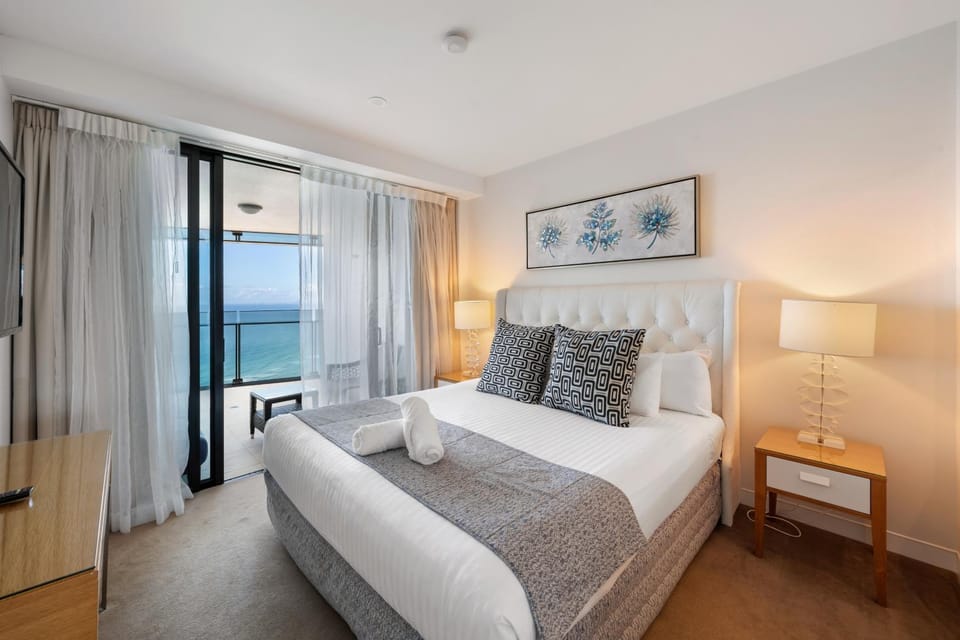 Halo by Aryve Apartment in Surfers Paradise