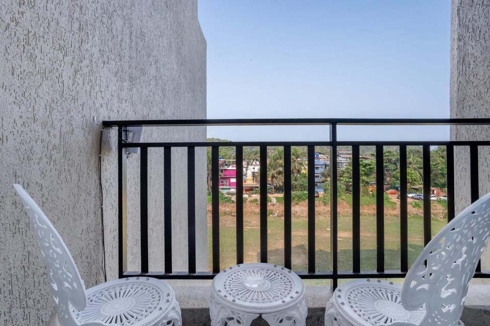 Patio, Day, View (from property/room), Balcony/Terrace, Seating area