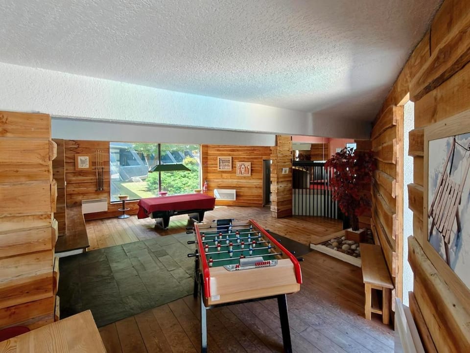 Appartement Esprit Chalet avec vue sur la montagne Apartment in Saint-Lary-Soulan
