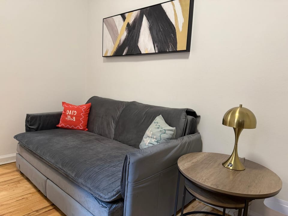 The Broadway Suites Upper West Side Apartment in Upper West Side