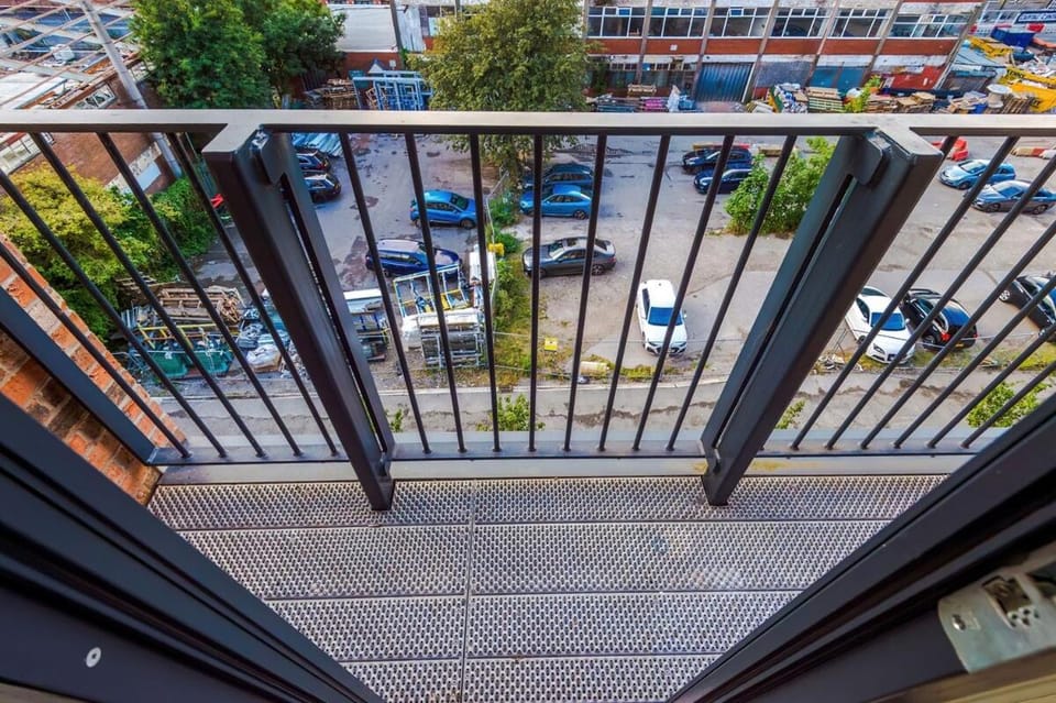 Old Trafford Duplex apt, Manchester City Centre Apartment in Salford
