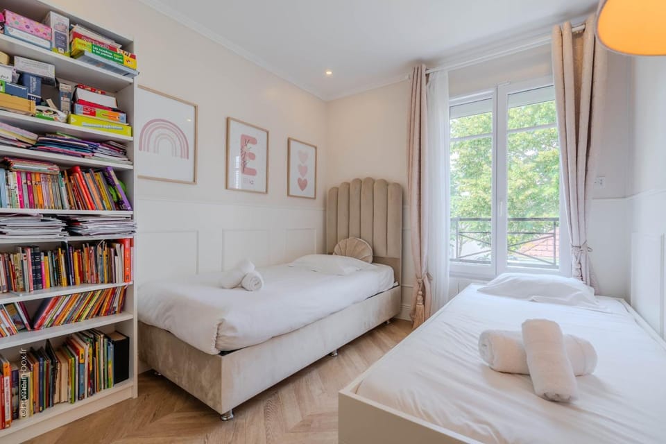 Villa Fakarava, 6 pers 10 min Disneyland Paris Bed and Breakfast in Bailly-Romainvilliers