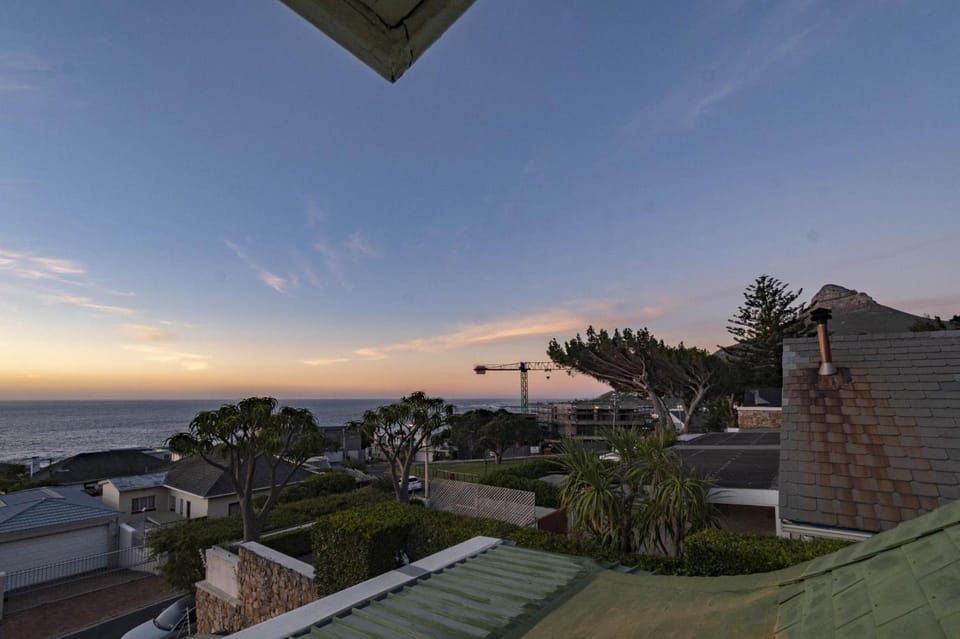 Bakoven Ocean View Villa & Cottage with Pool Villa in Camps Bay