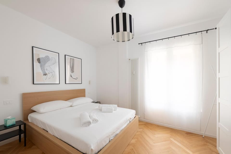 Cenisio Corso Sempione Moderno bilocale Apartment in Milan