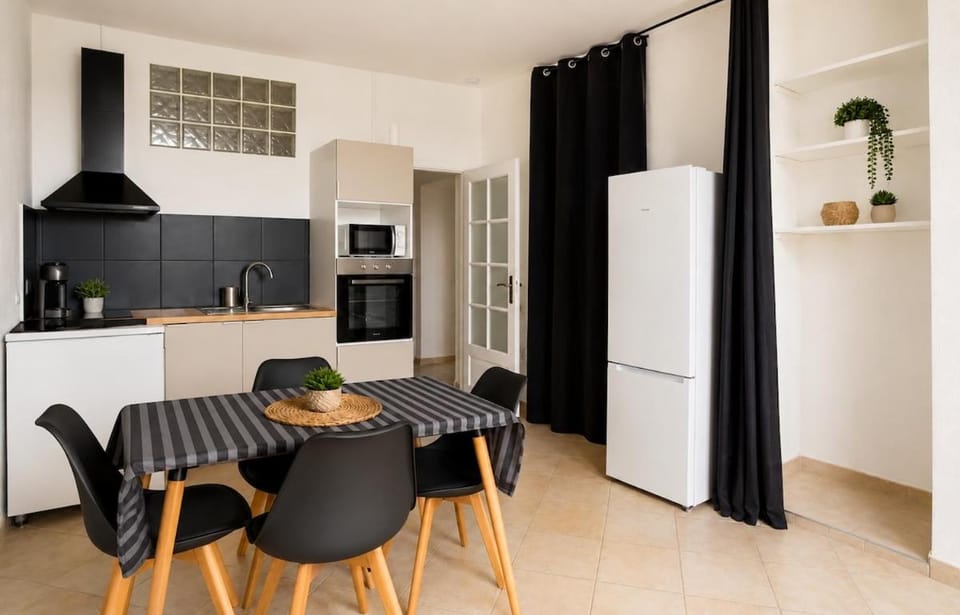 Cozy apartment in central Toulon Apartment in Toulon