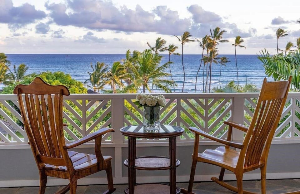 Roedonis sunsets Villa in Honolulu