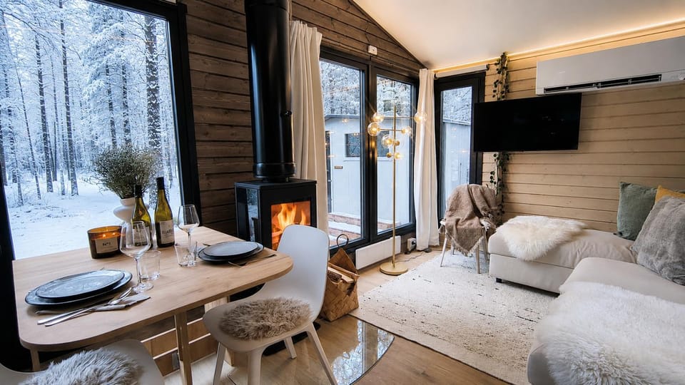 Living room, Seating area, Dining area