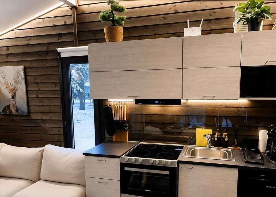Living room, Seating area, oven