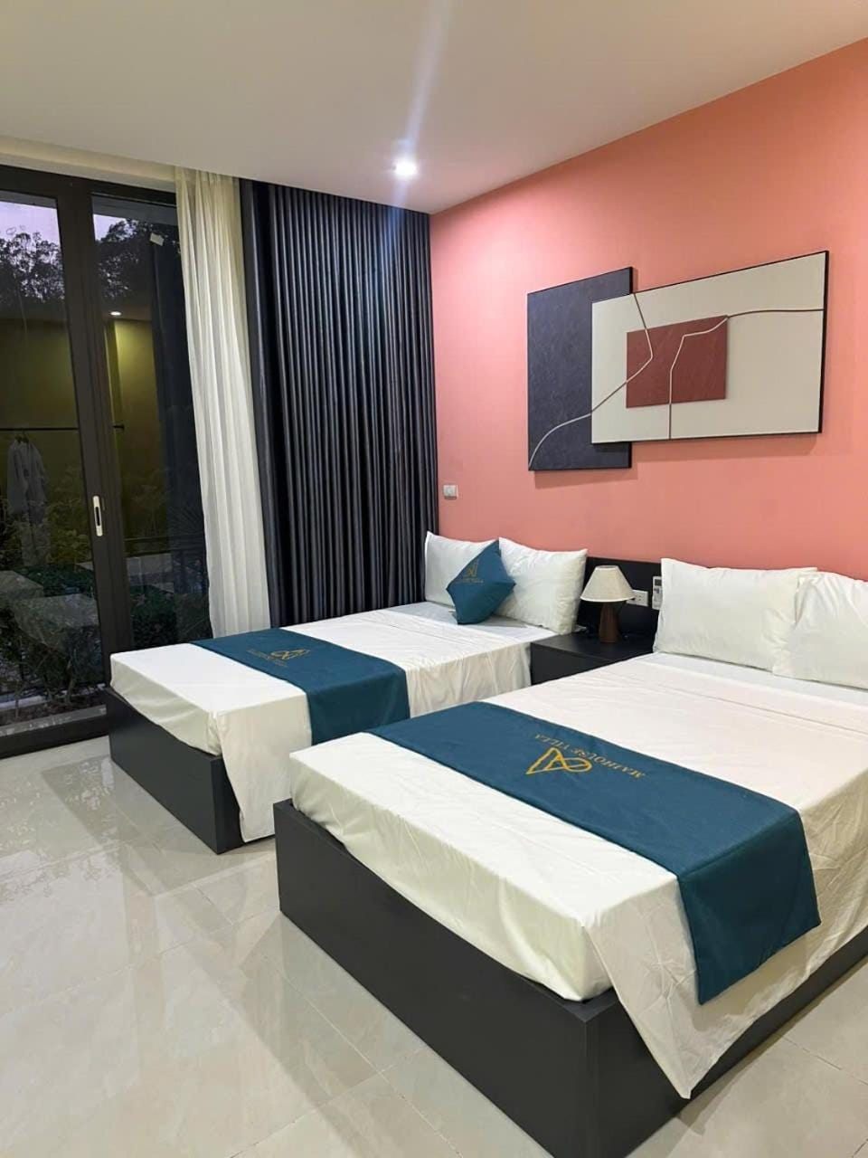 Villa 5 phòng ngủ 8 giường flamingo Hải Tiến Apartment in Vietnam