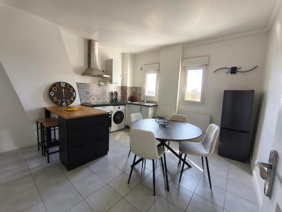 Elisa Centre ville LE RAINCY Apartment in Île-de-France