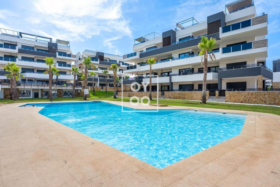 Property building, Pool view, Swimming pool
