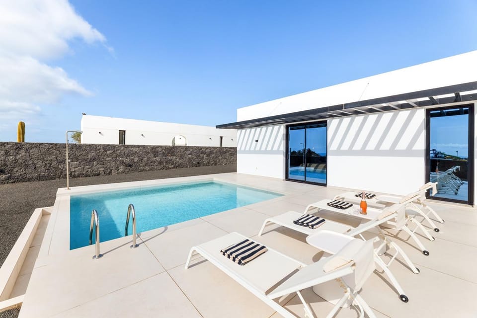 Luxury Holyhome - Villa Sea View Villa in Isla de Lanzarote