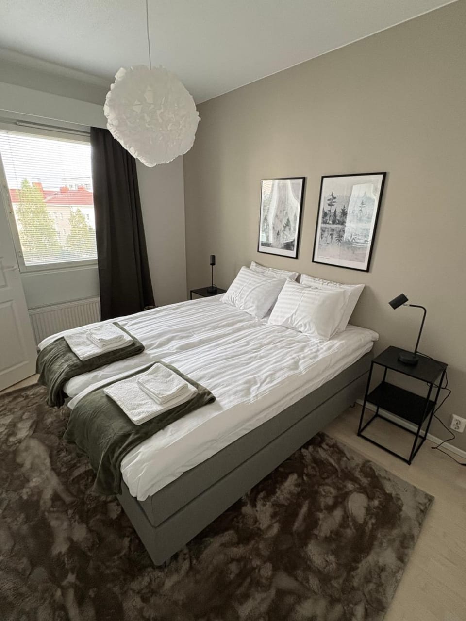 Bed, Photo of the whole room