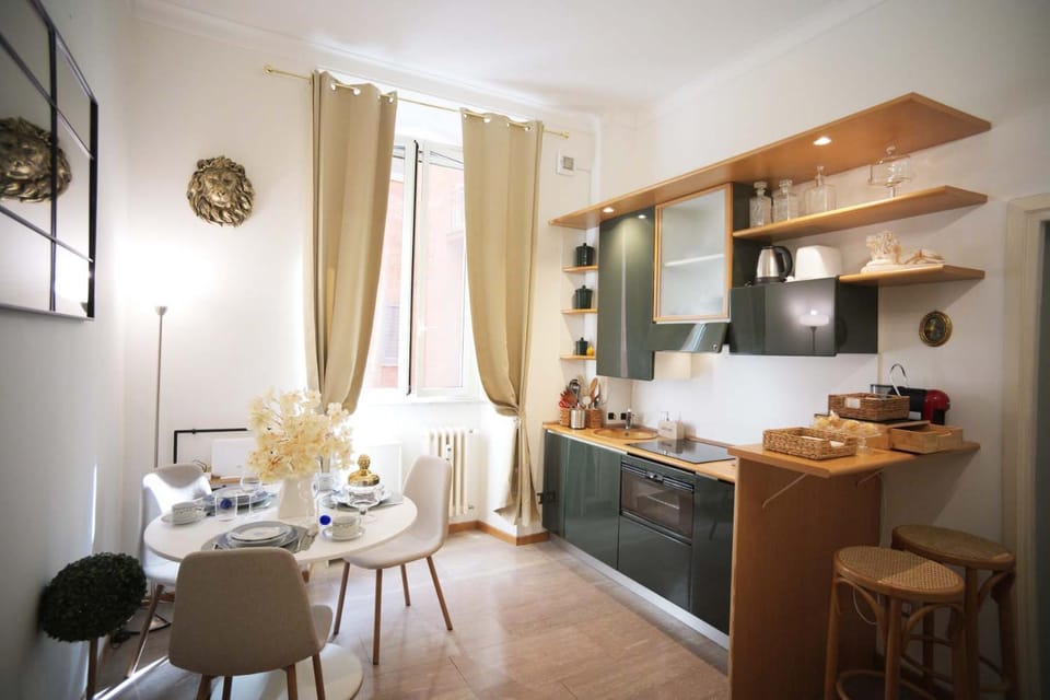 Kitchen or kitchenette, Living room