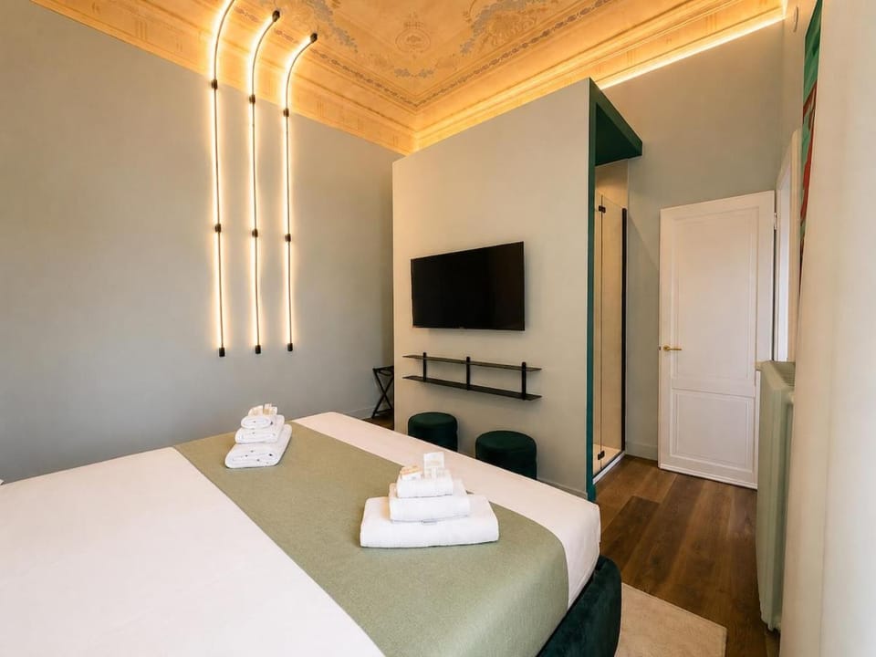Florence Center - Design AC near Duomo & David Apartment in Florence
