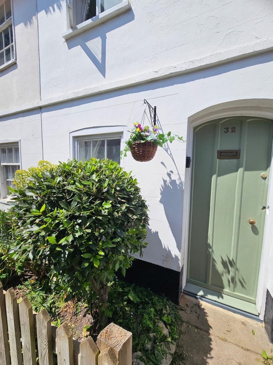 Delightful City Centre Cottage House in Canterbury