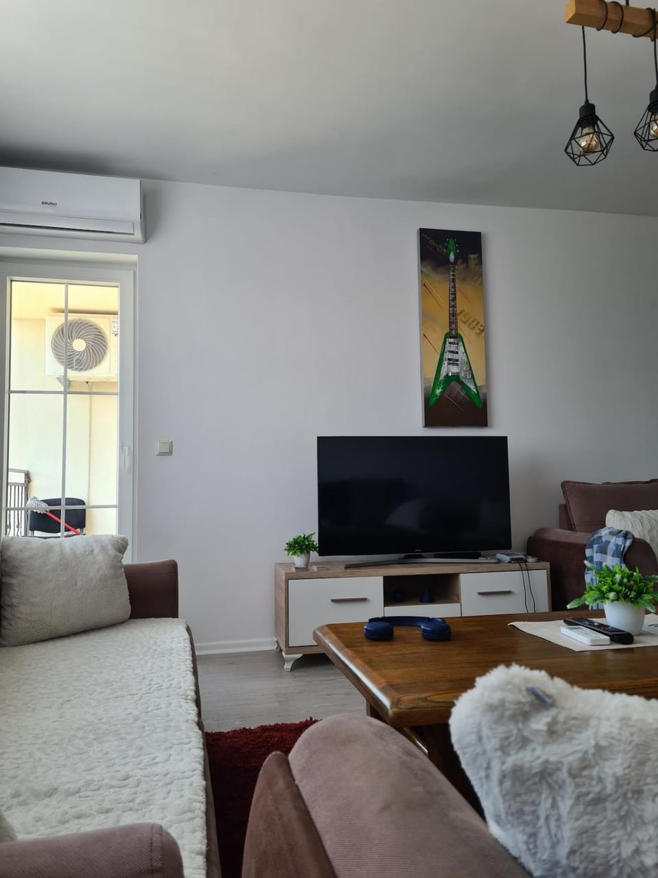 Cozy & Spacious 100m Top-Floor Apartment Apartment in Europe