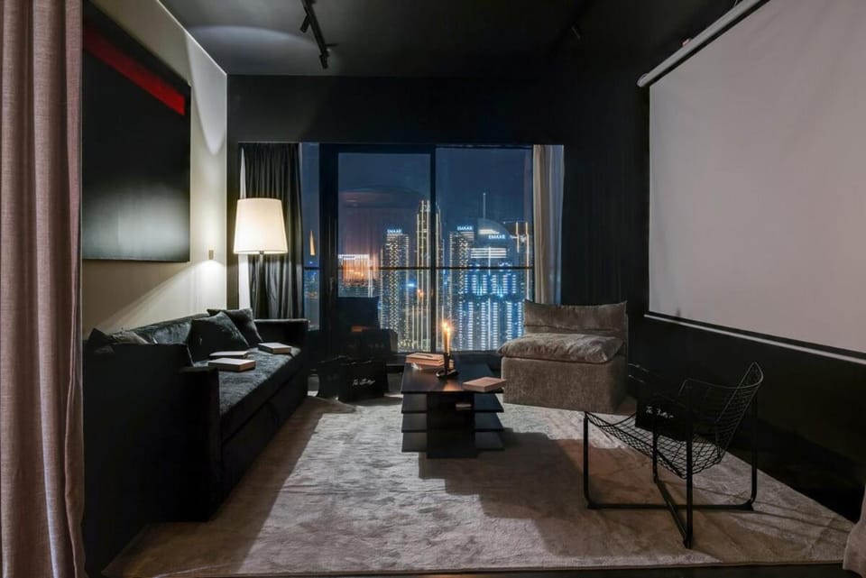 Black 2BR Downtown with Burj Khalifa & Fountain Views Apartment in Dubai