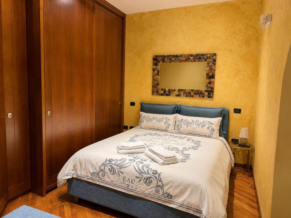 Bed, Bedroom, wardrobe